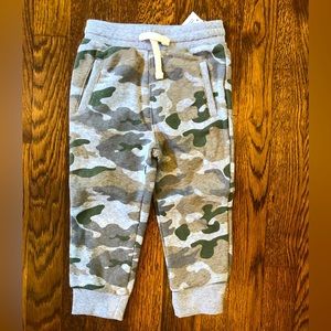 NWT Old Navy Toddler Camo Jogger Pants